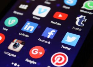 レーザートーニングとフォトフェイシャルの違いは何ですか？